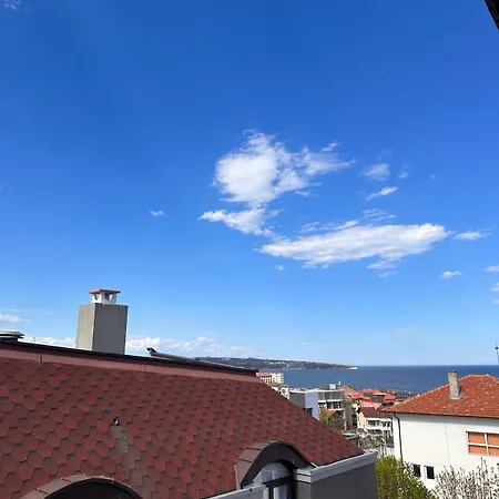 за гости илиеви Apartment Obzor