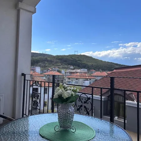 за гости илиеви Apartment Obzor